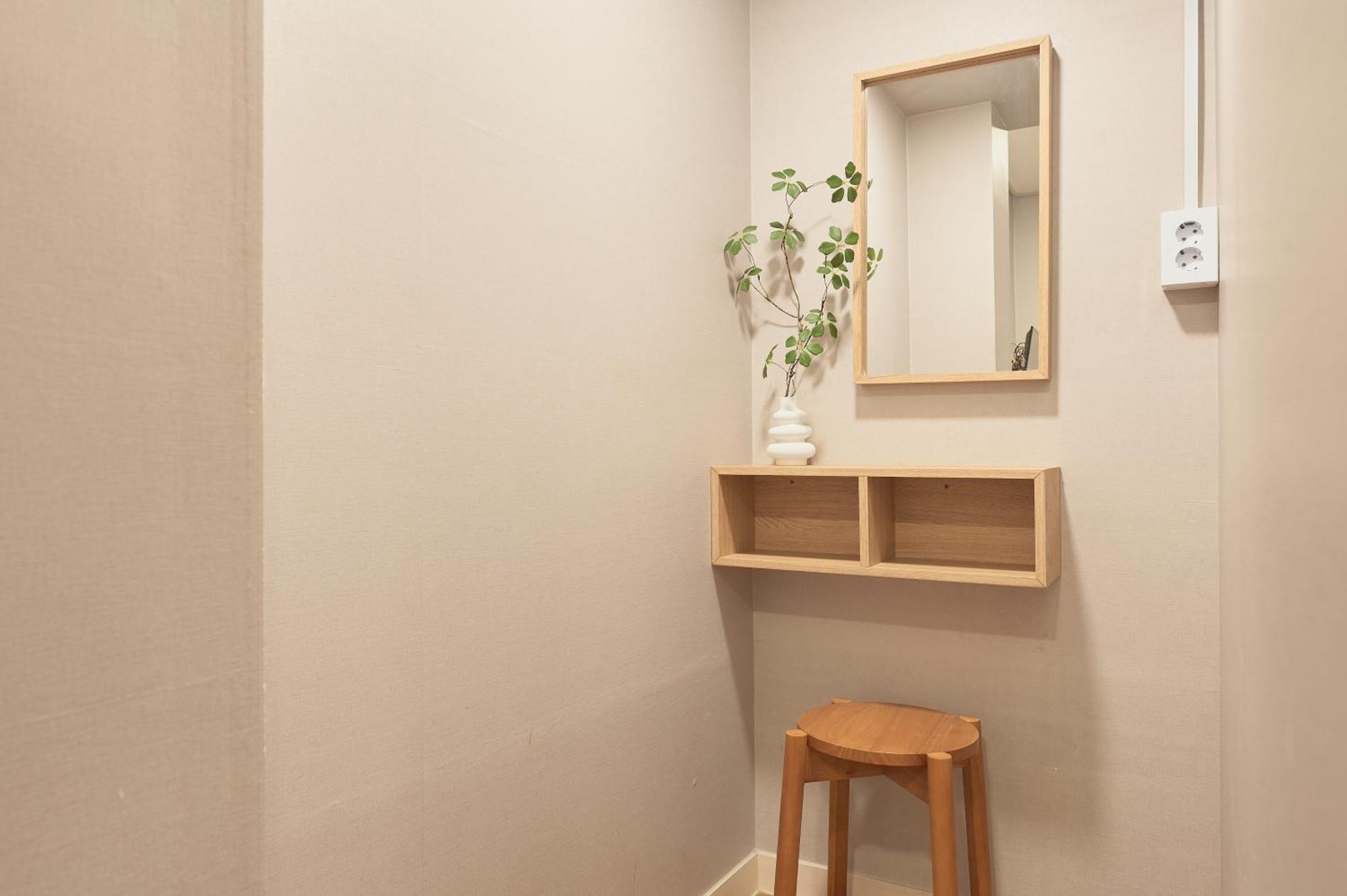Dawoo House 2 In Hongdae Hotel Seoul Bagian luar foto